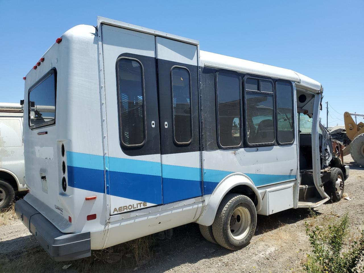 2017 Ford Econoline - Transit Vehicles Transit Bus - Image 4