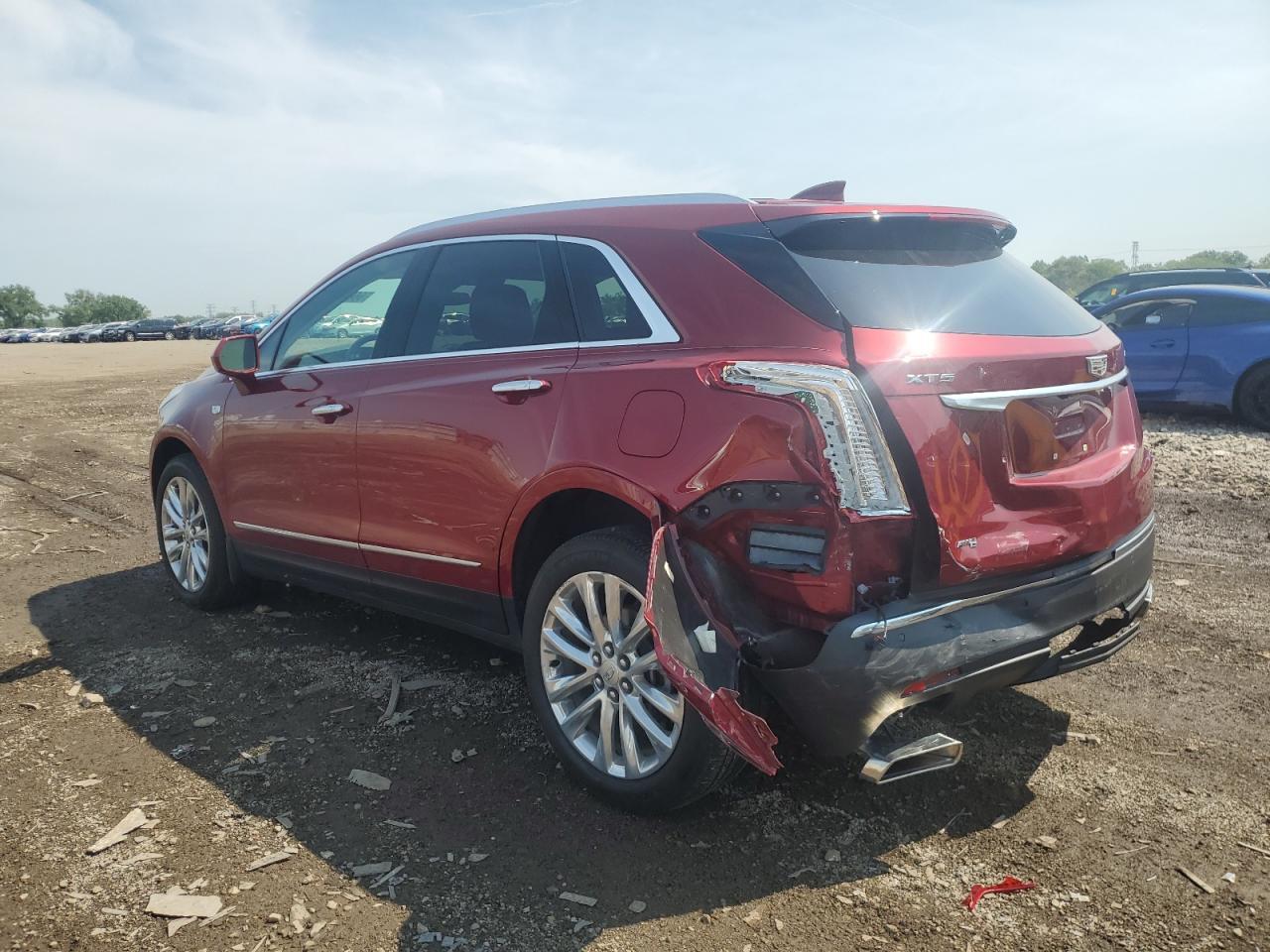 2019 Cadillac Xt5 Luxury - Image 2