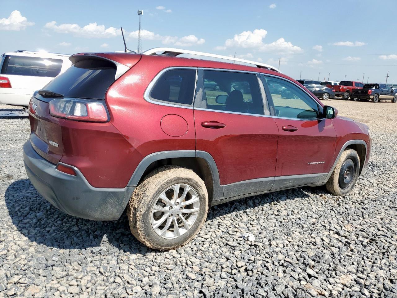 2019 Jeep Cherokee Latitude - Фото 3