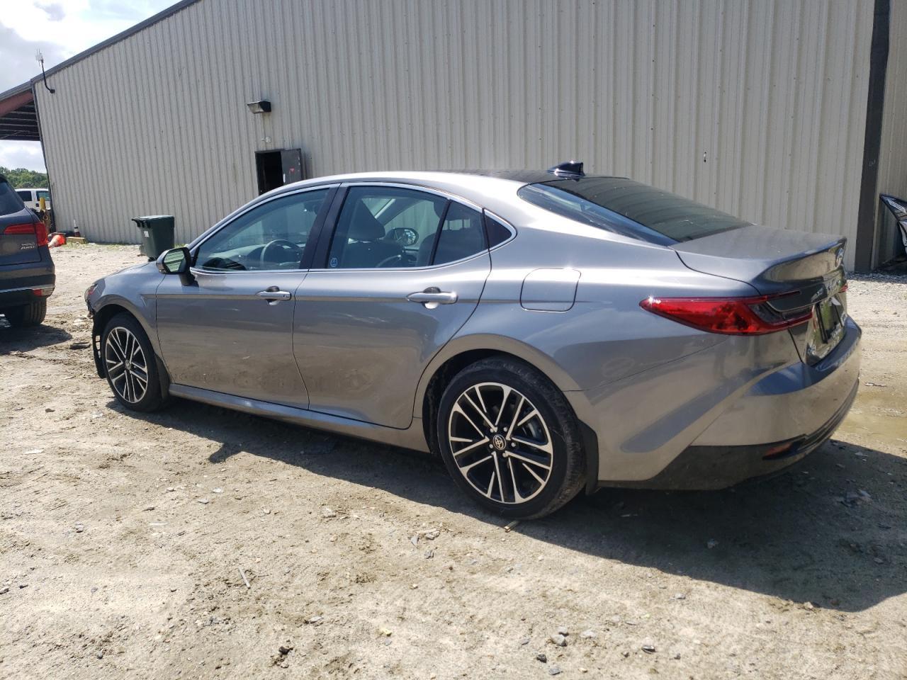 2025 Toyota Camry Xse - Image 2