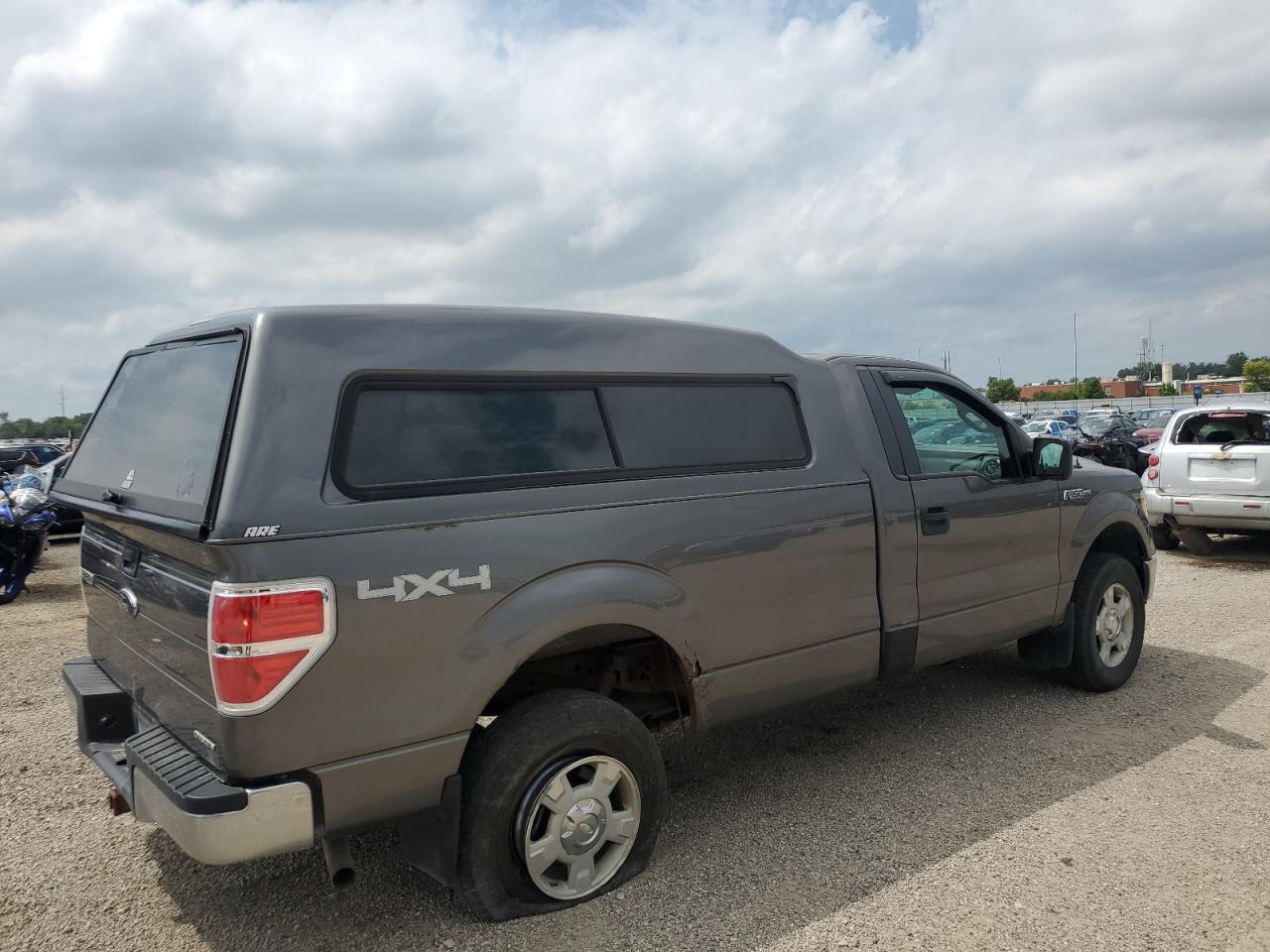 2012 Ford F150 - Фото 3