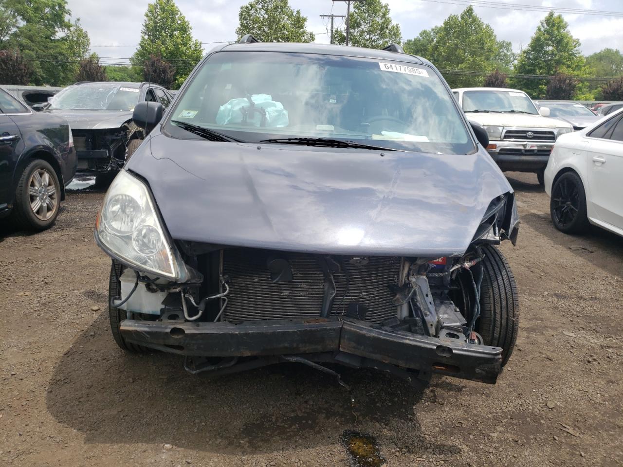 2007 Toyota Sienna Ce - Image 5