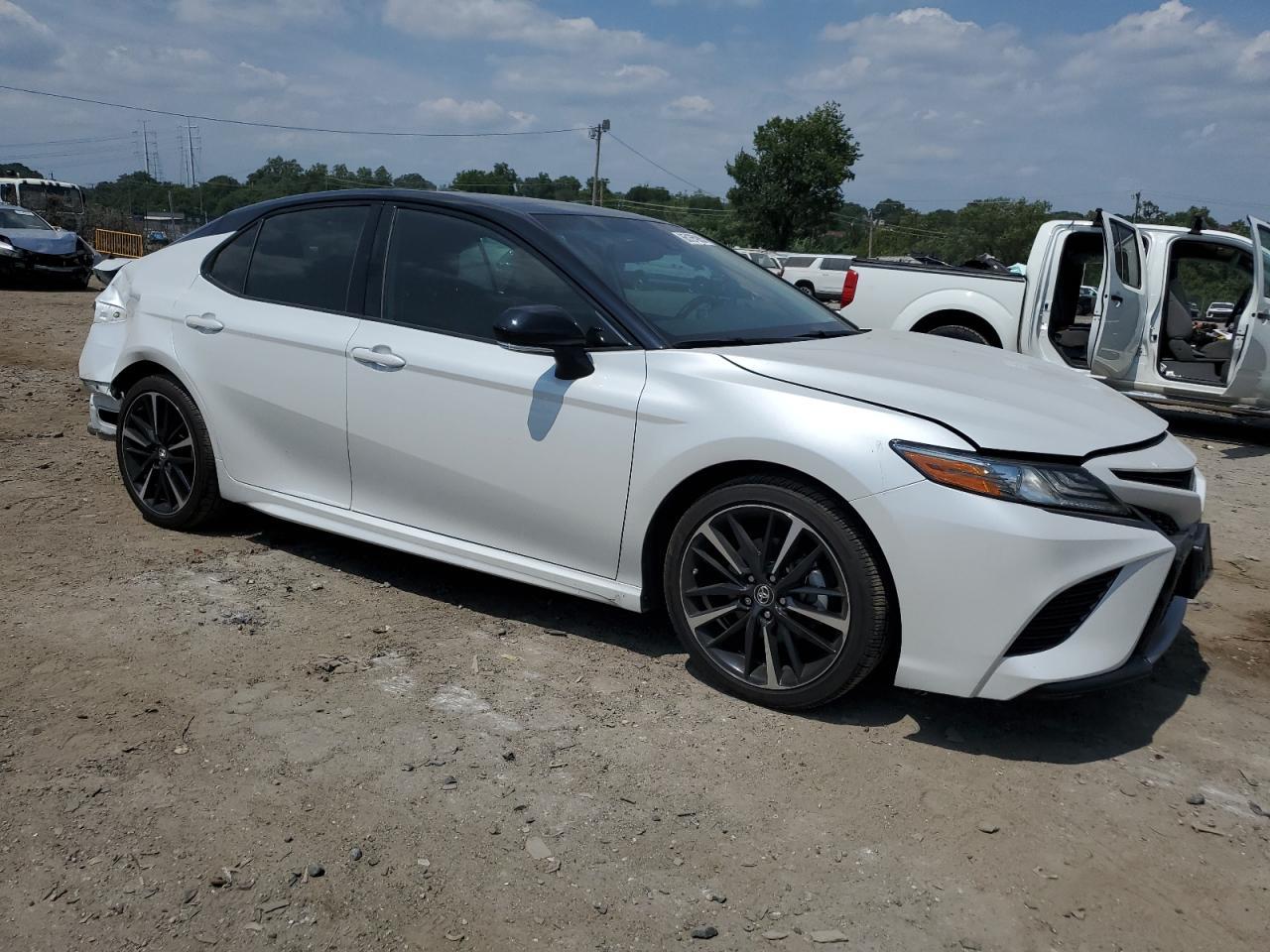 2019 Toyota Camry Xse - Фото 4