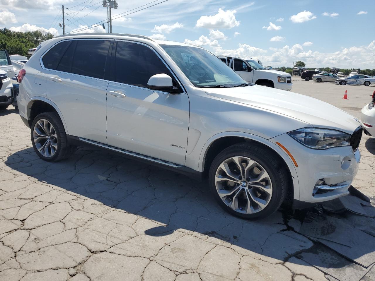 2015 BMW X5 xDrive50I - Фото 4