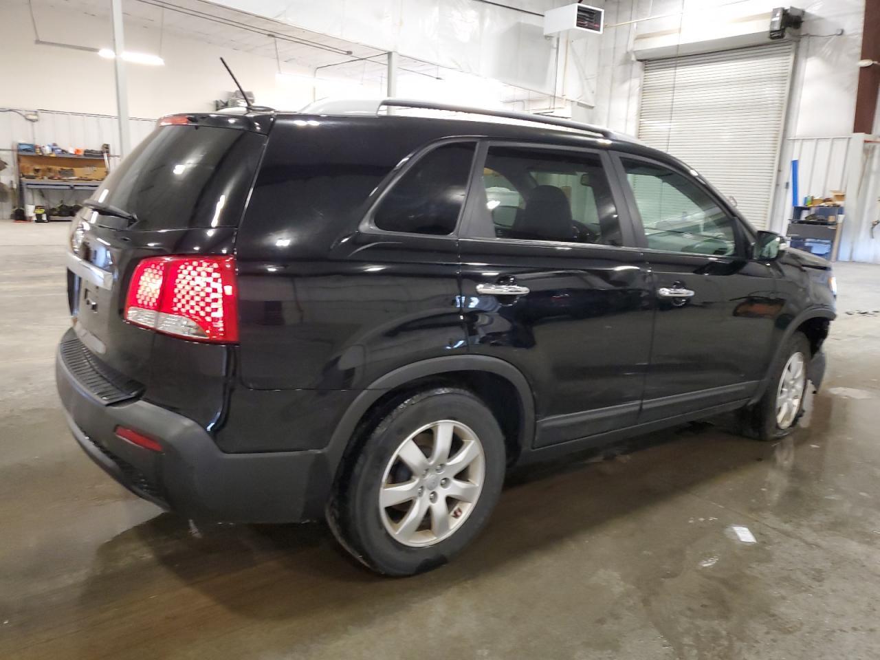 2013 Kia Sorento Lx - Фото 3