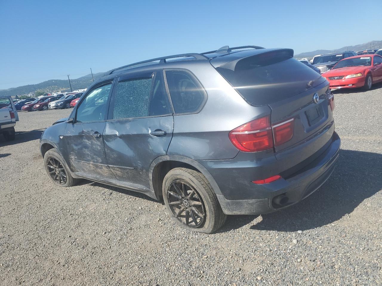 2012 BMW X5 xDrive35I - Фото 2