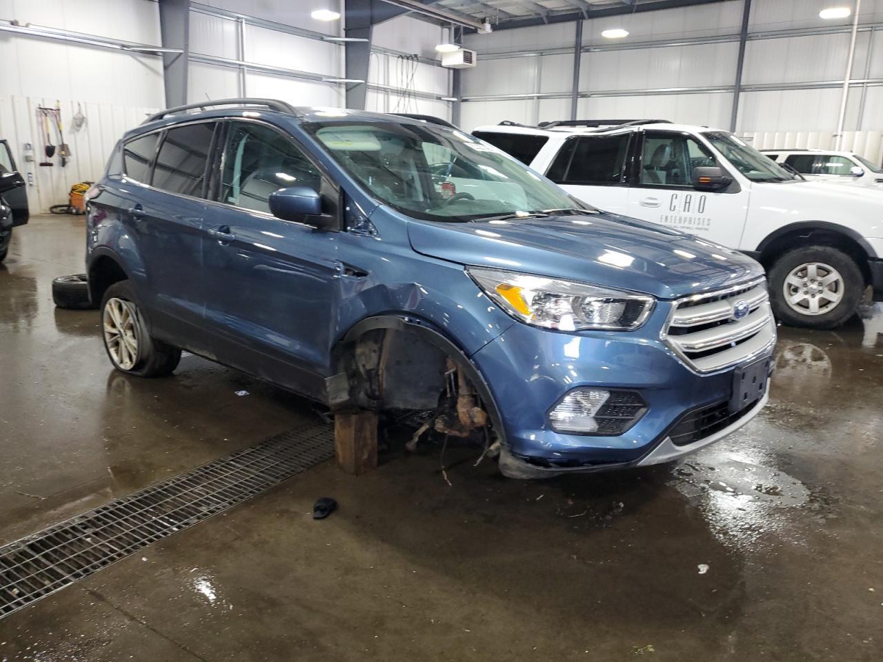 2018 Ford Escape Se - Фото 4