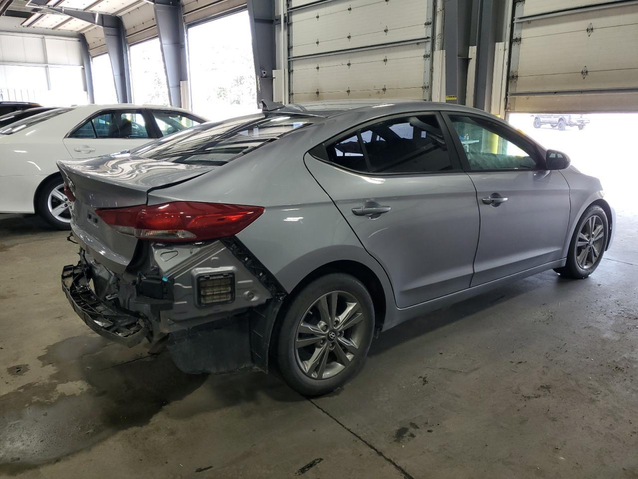 2017 Hyundai Elantra Se - Фото 3