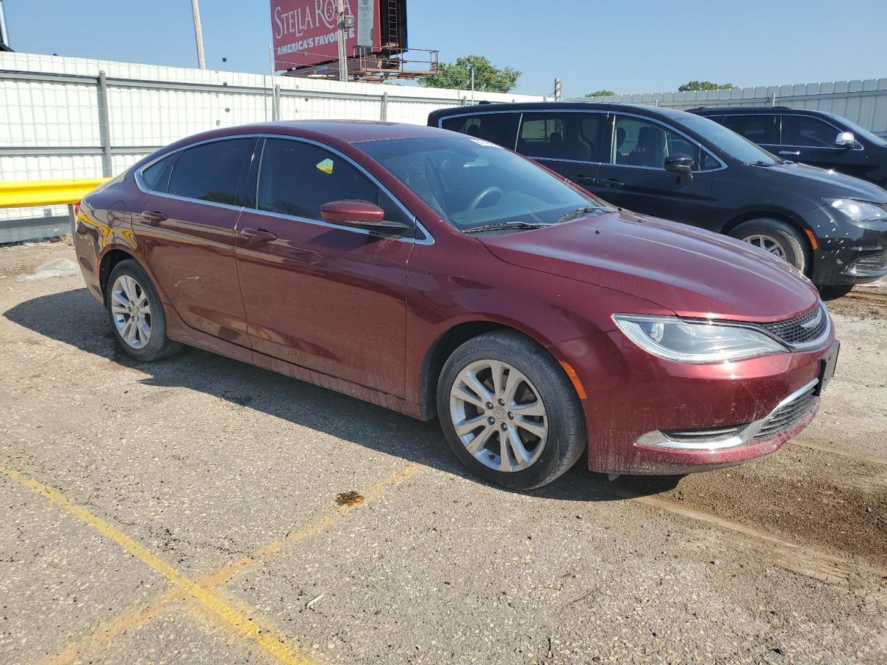 2016 Chrysler 200 Limited - Image 4