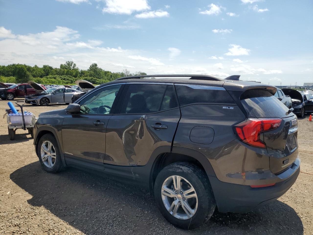 2019 GMC Terrain Sle - Image 2