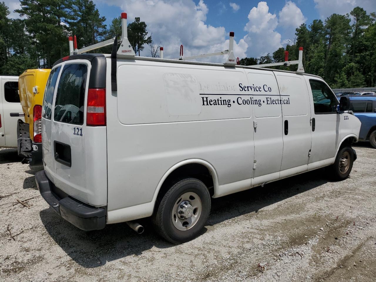 2020 Chevrolet Express G2500 - Фото 3