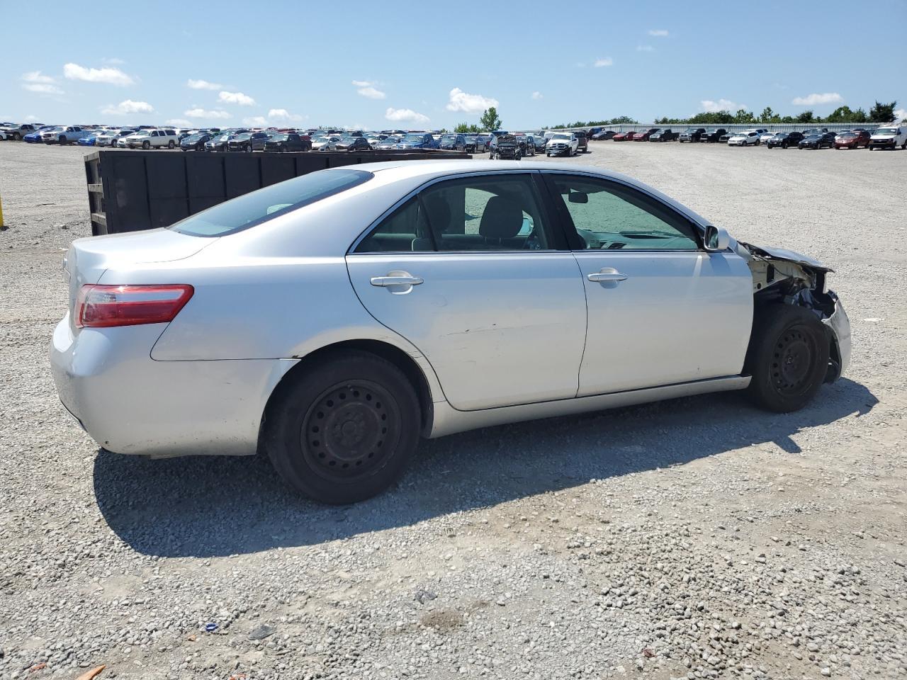 2008 Toyota Camry Ce - Фото 3