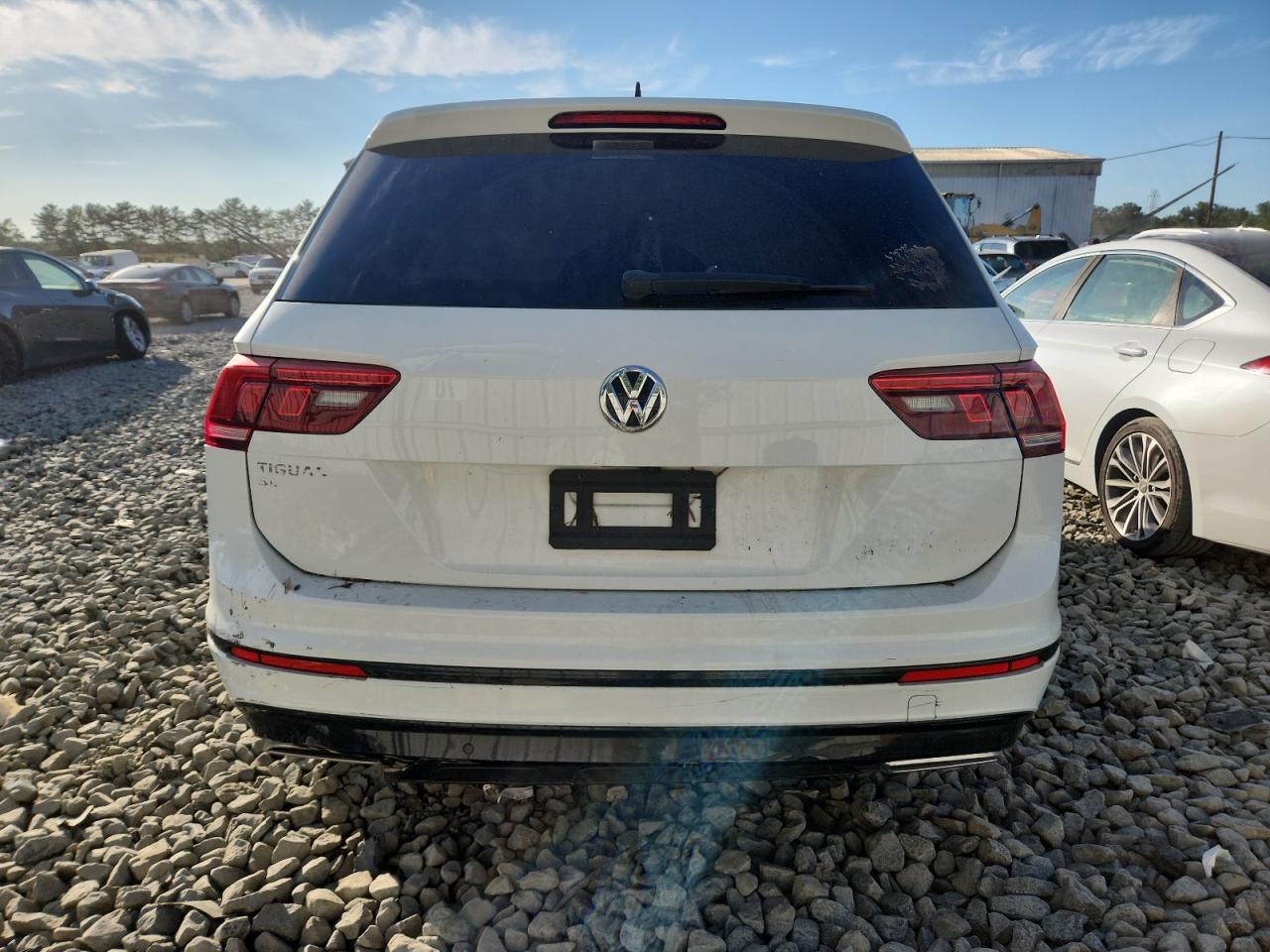 2020 Volkswagen Tiguan Se - Фото 6