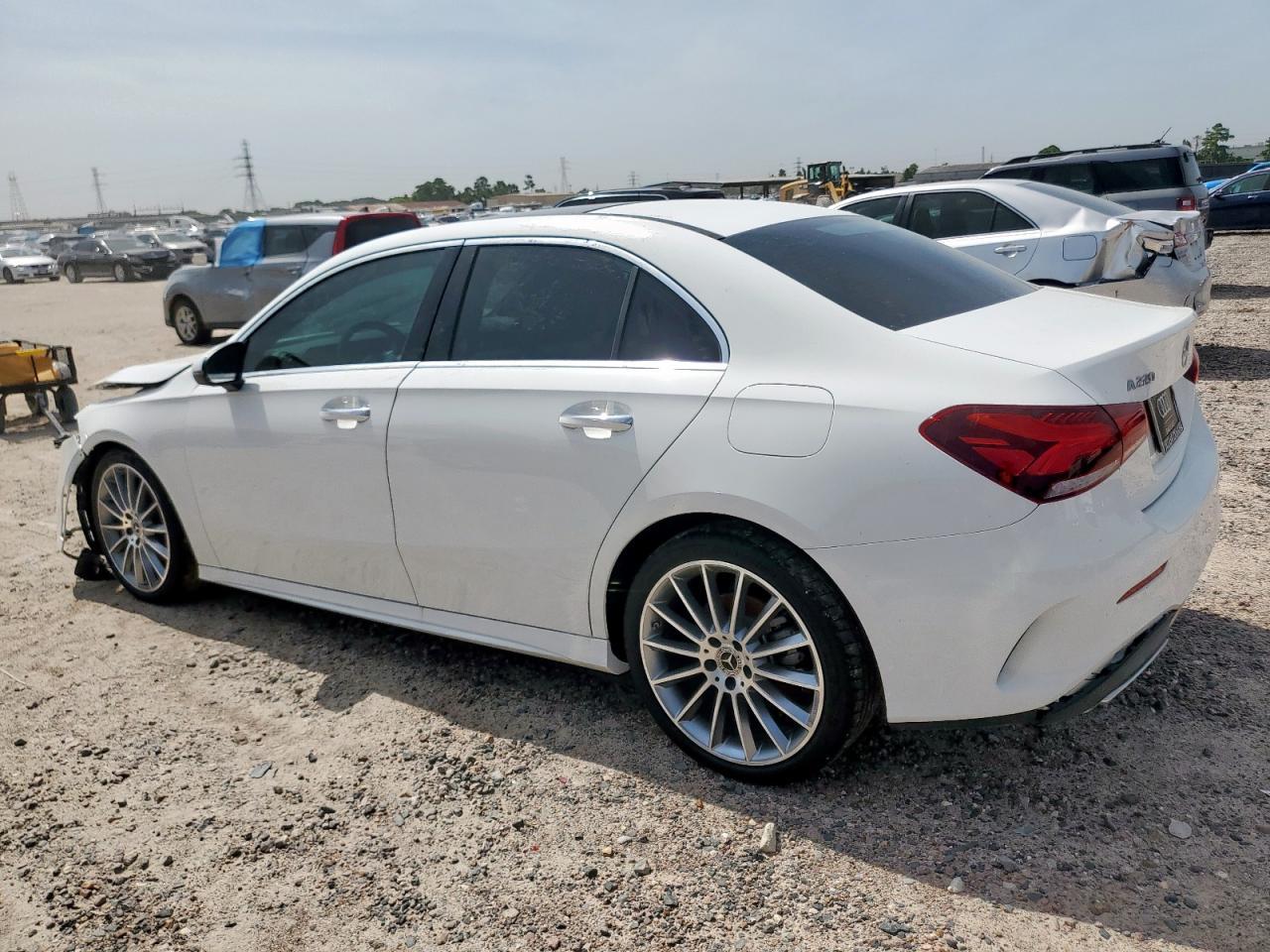 2022 Mercedes-Benz A 220 4Matic - Image 2