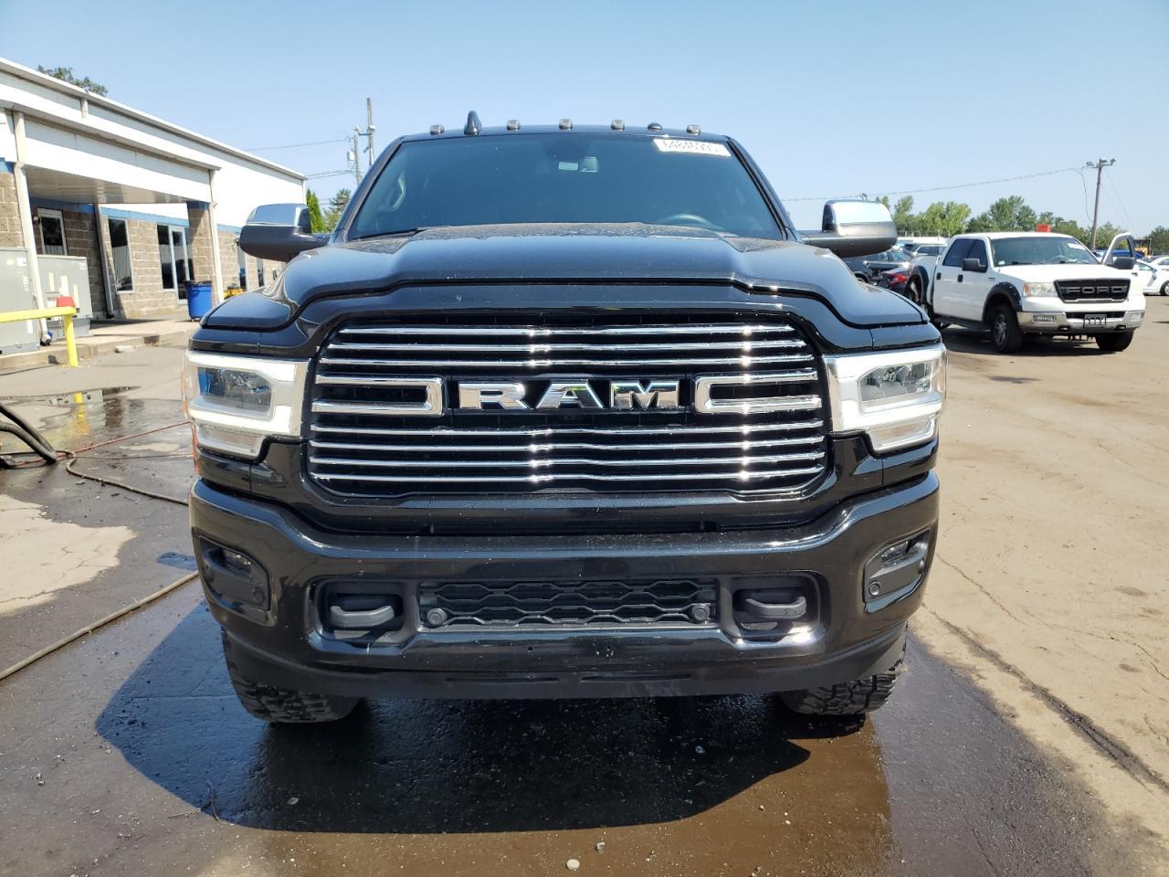 2022 Ram 2500 Laramie - Фото 5