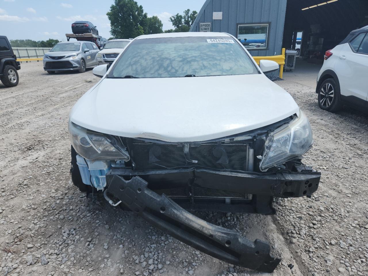 2014 Toyota Camry L - Image 5