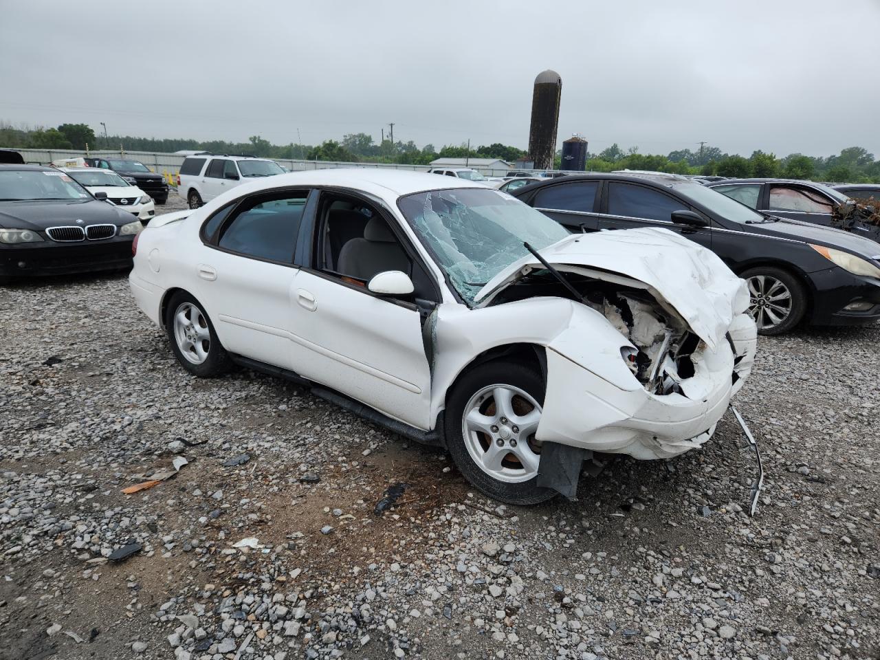 2003 Ford Taurus Se - Фото 4