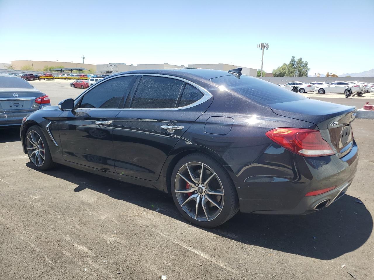 2021 Genesis G70 - Фото 2
