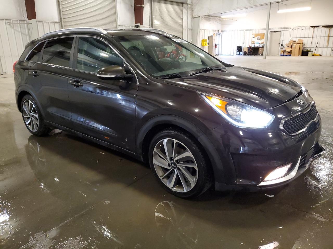 2018 Kia Niro Touring - Фото 4