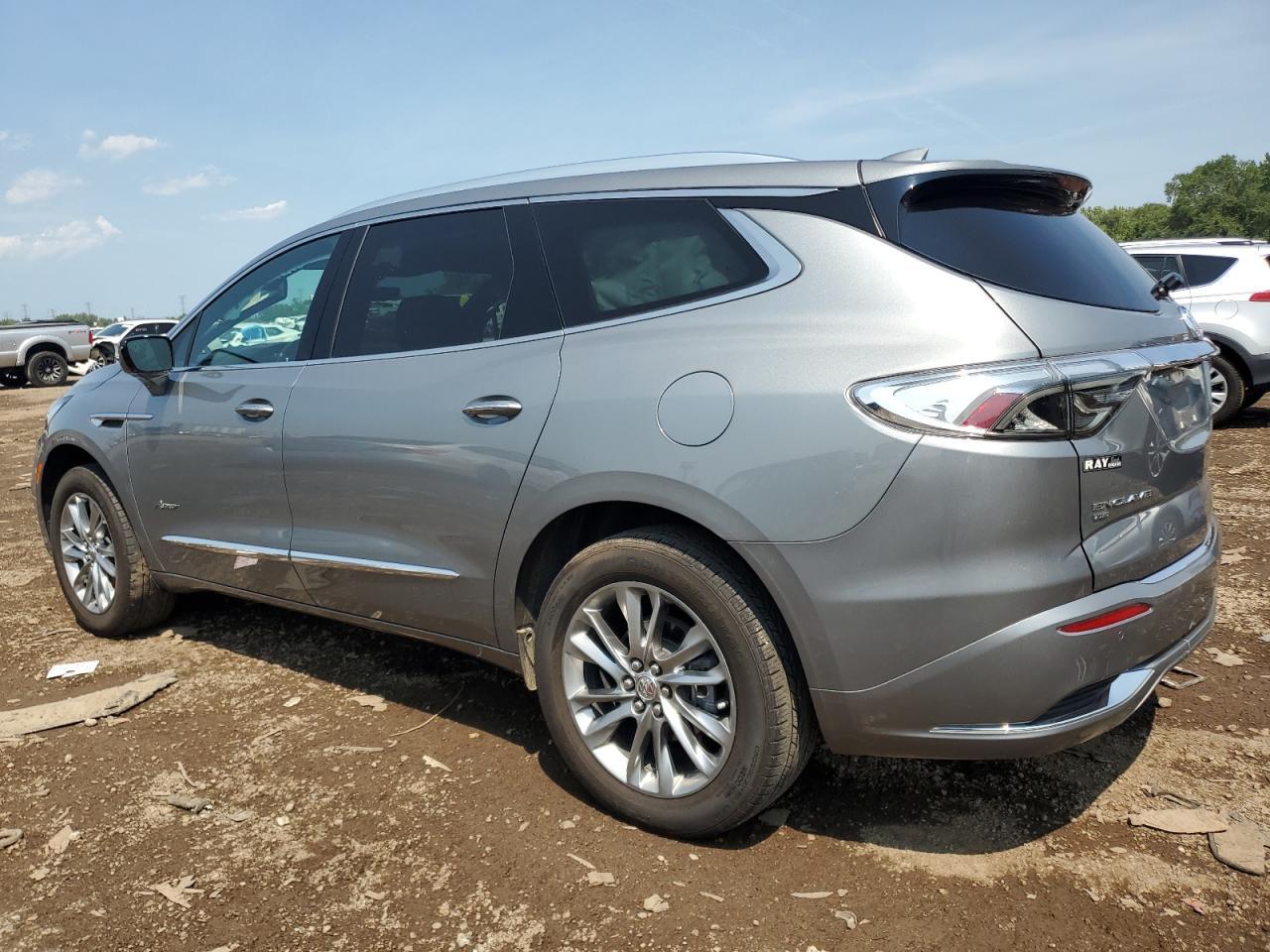 2024 Buick Enclave Avenir - Фото 2