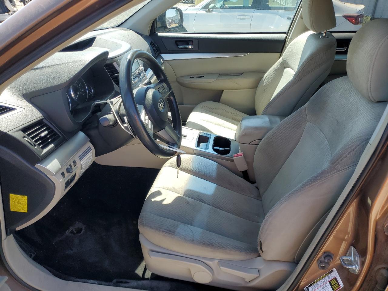 2011 Subaru Outback 2.5I - Фото 7