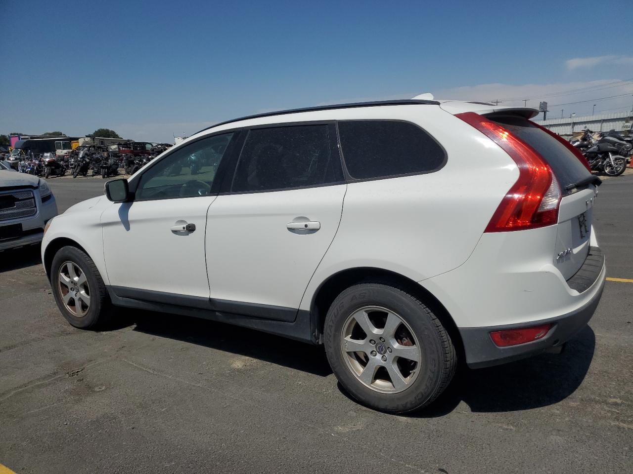 2010 Volvo Xc60 3.2 - Фото 2