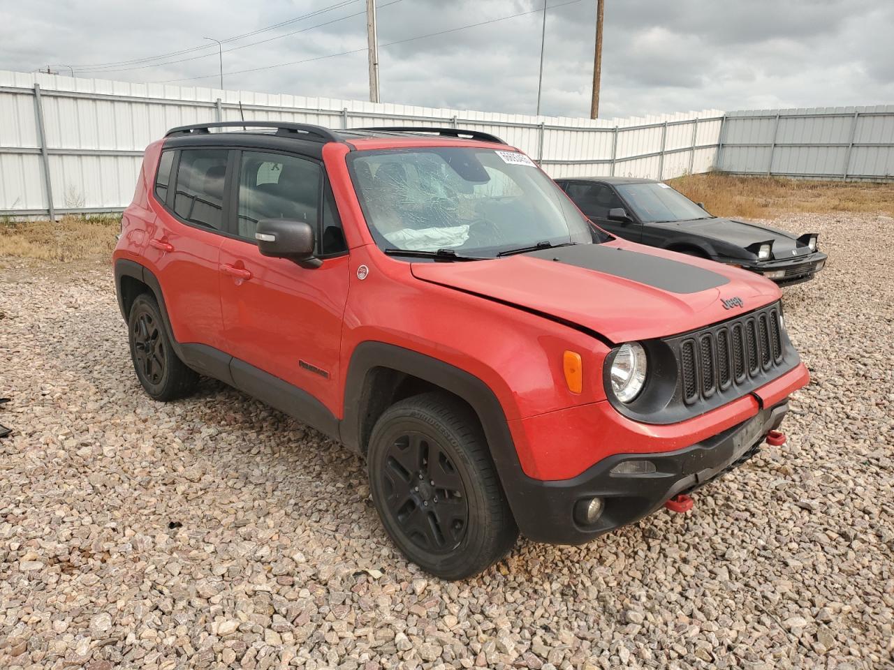 2018 Jeep Renegade Trailhawk - Image 4