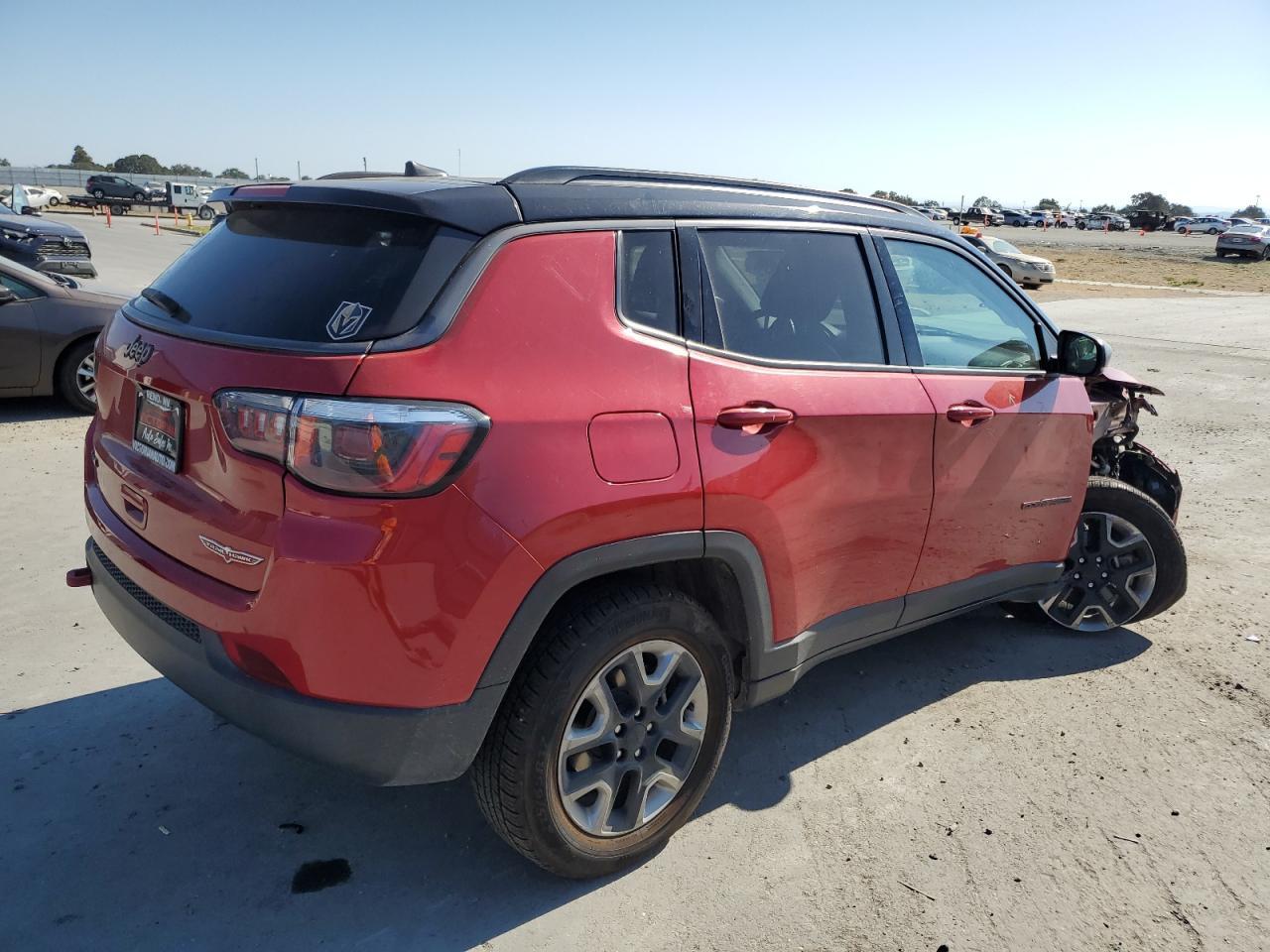 2018 Jeep Compass Trailhawk - Фото 3