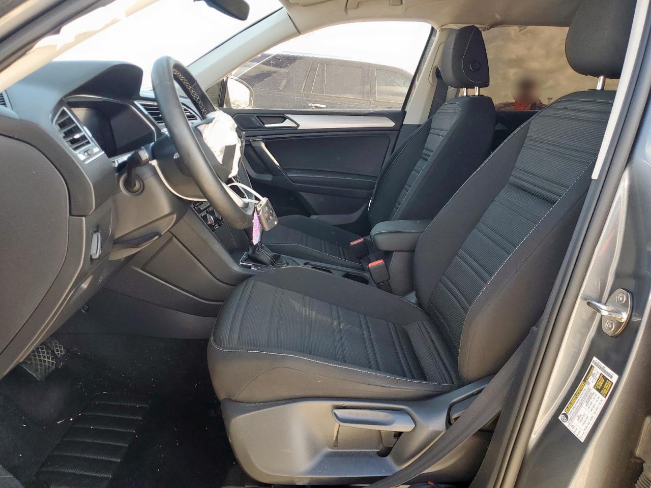 2023 Volkswagen Tiguan S - Фото 7