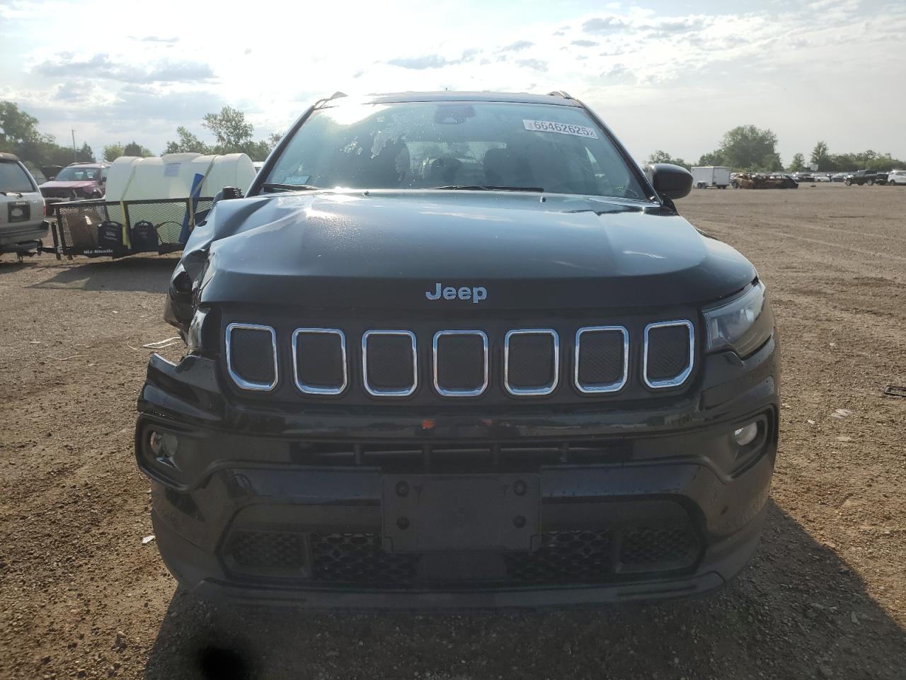 2022 Jeep Compass Latitude - Image 5