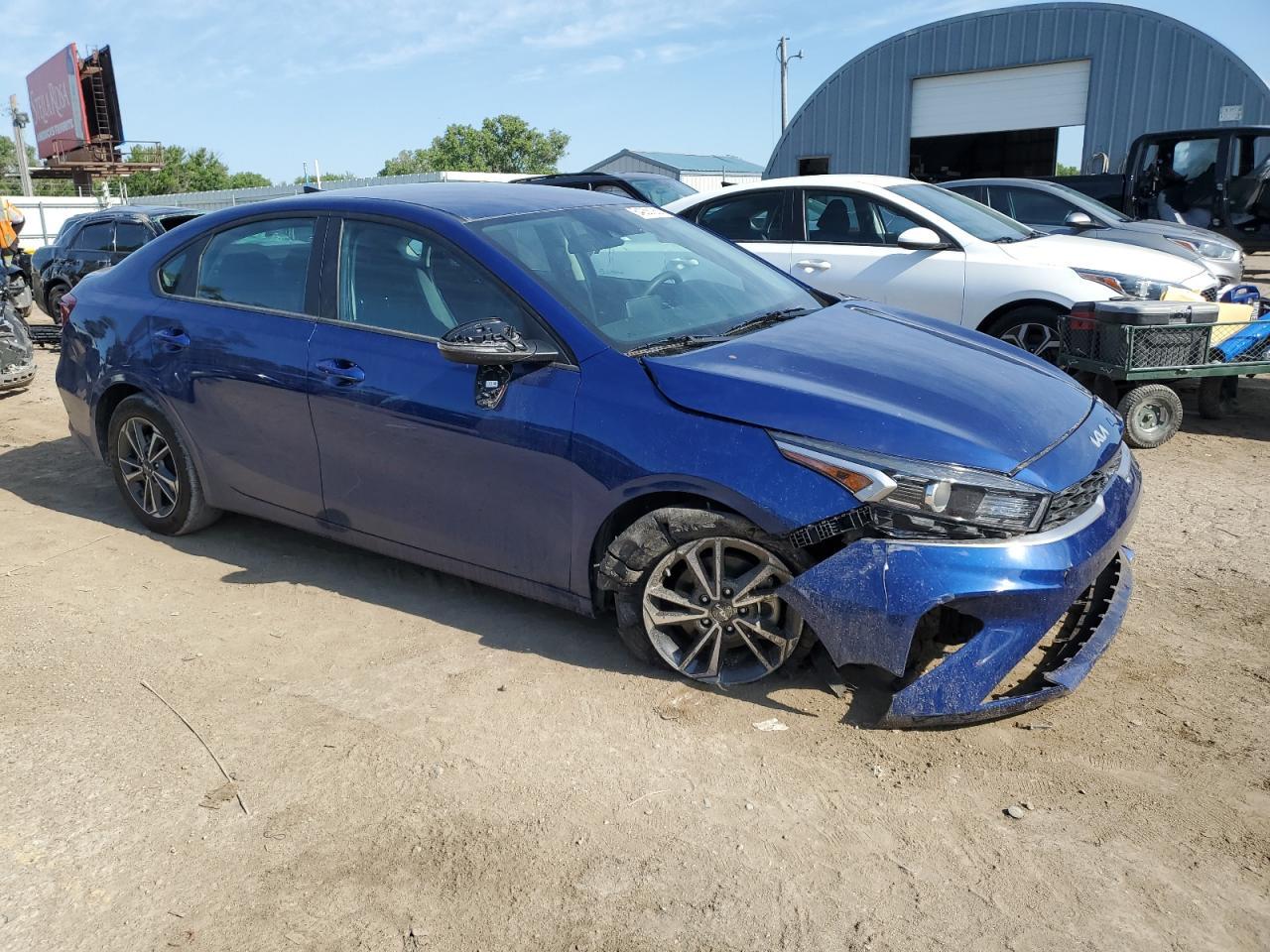 2023 Kia Forte Lx - Фото 4