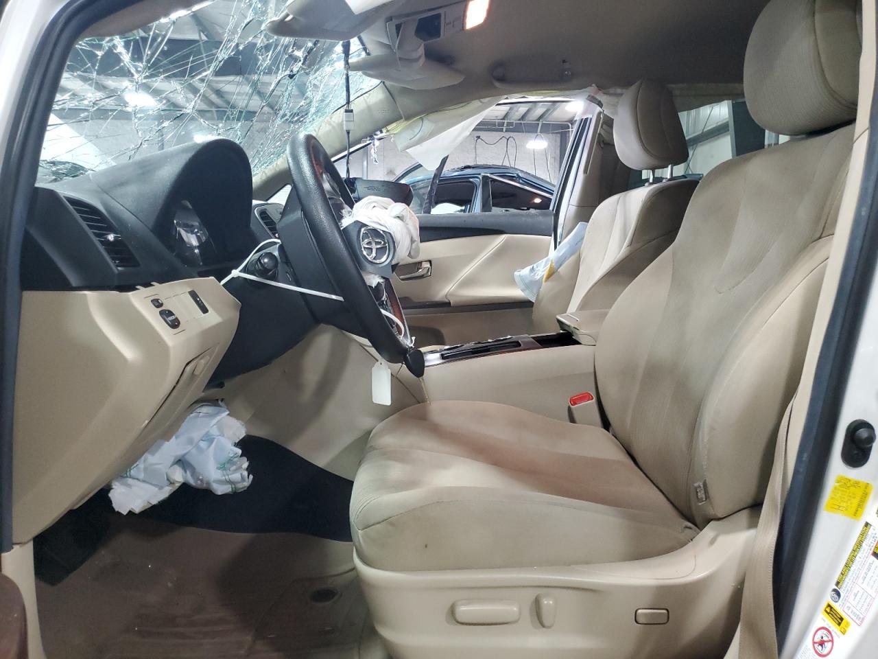 2013 Toyota Venza Le - Фото 7