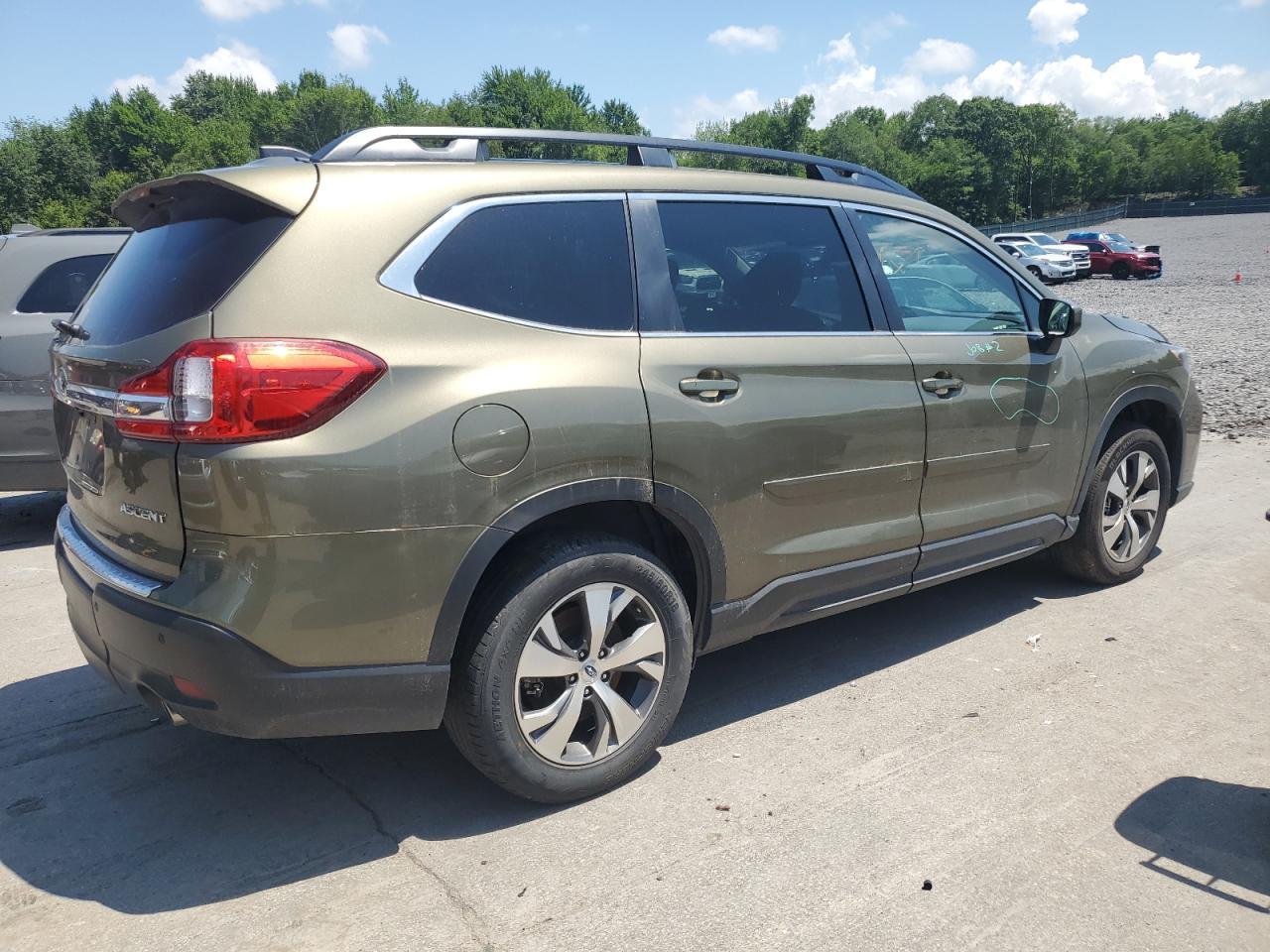 2022 Subaru Ascent Premium - Image 3