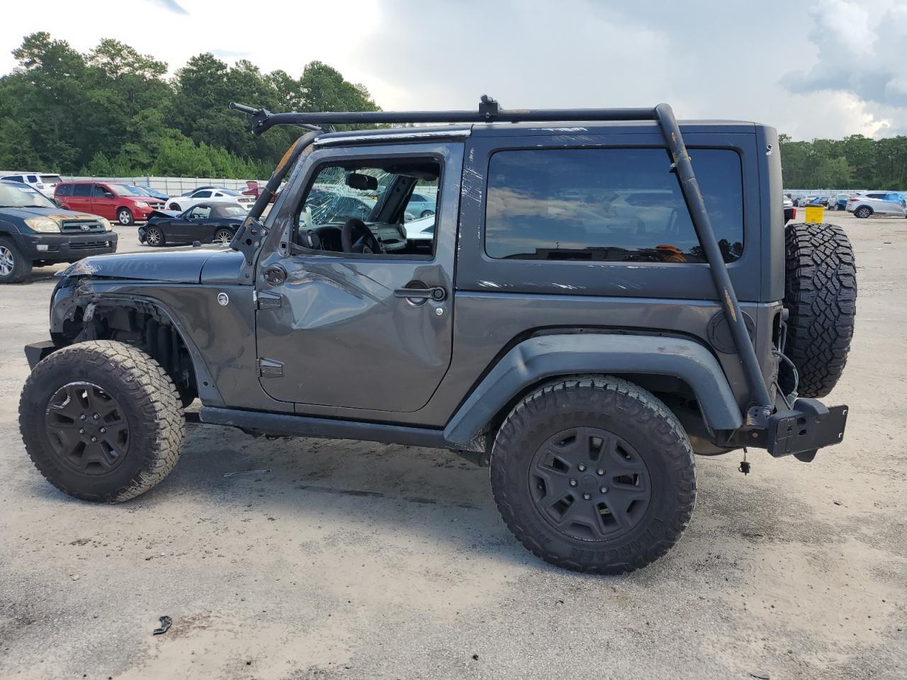 2016 Jeep Wrangler Sport - Фото 2