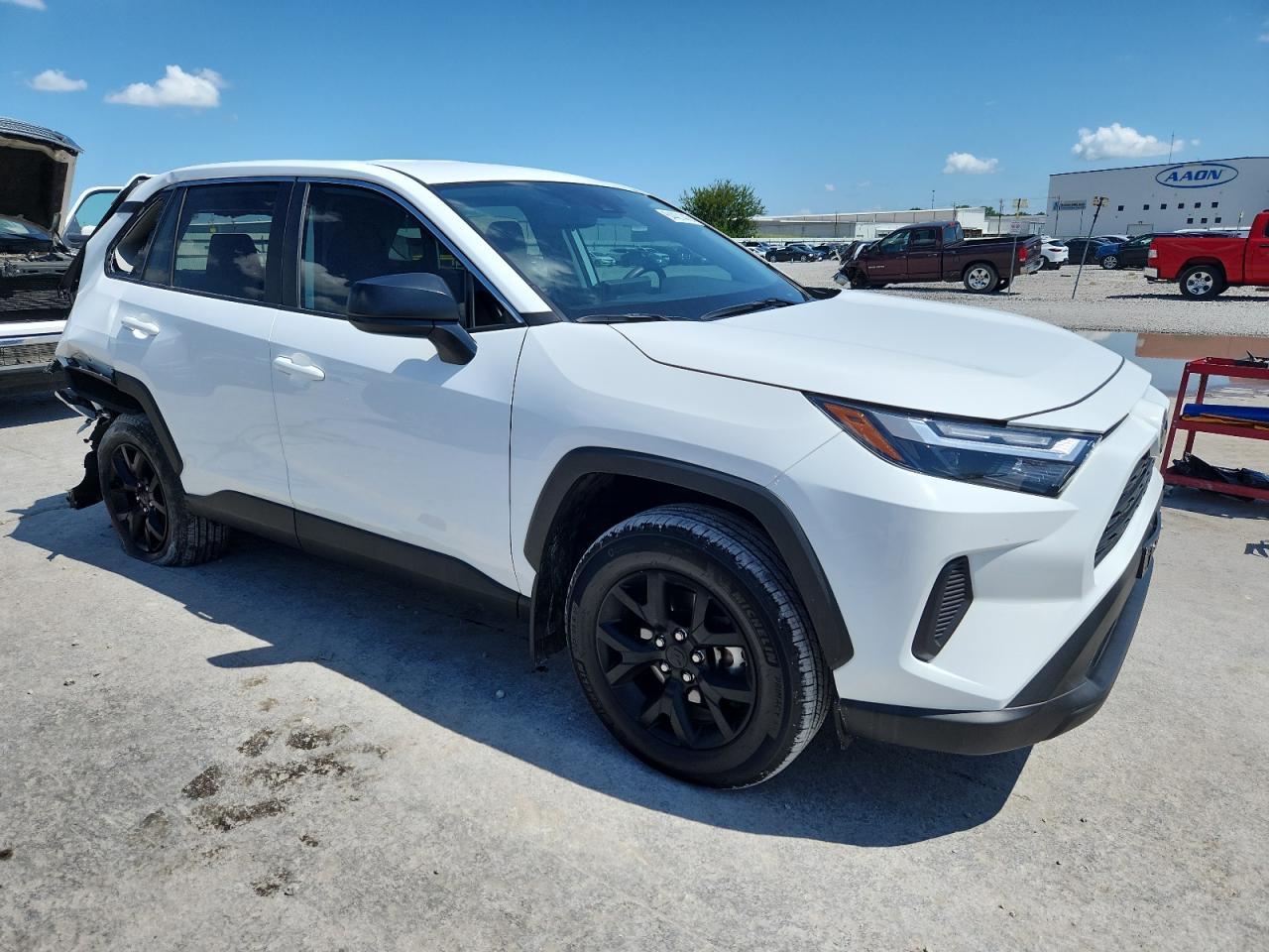 2024 Toyota Rav4 Le - Image 4