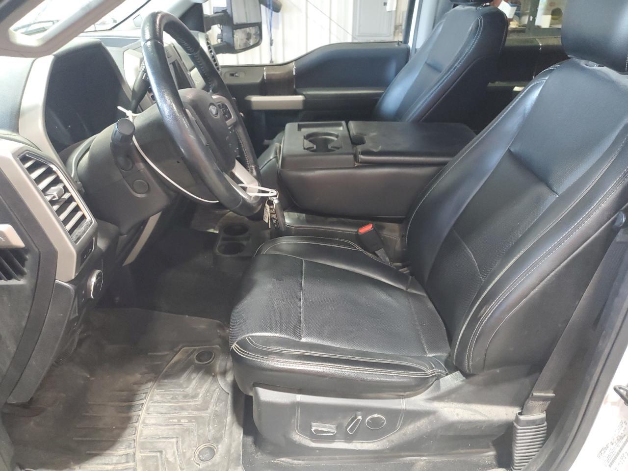 2017 Ford F350 Super Duty - Image 7