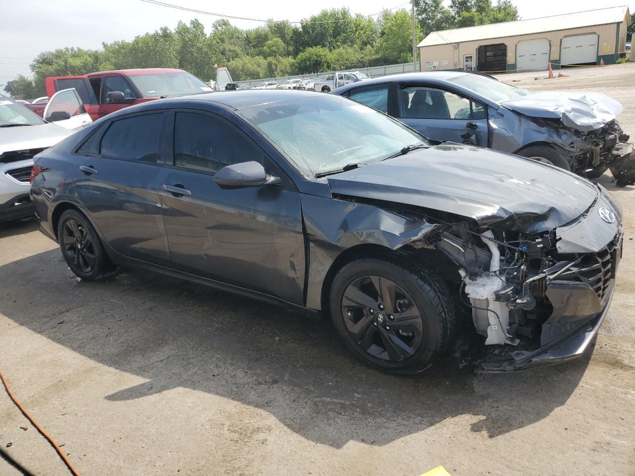2021 Hyundai Elantra Sel - Фото 4