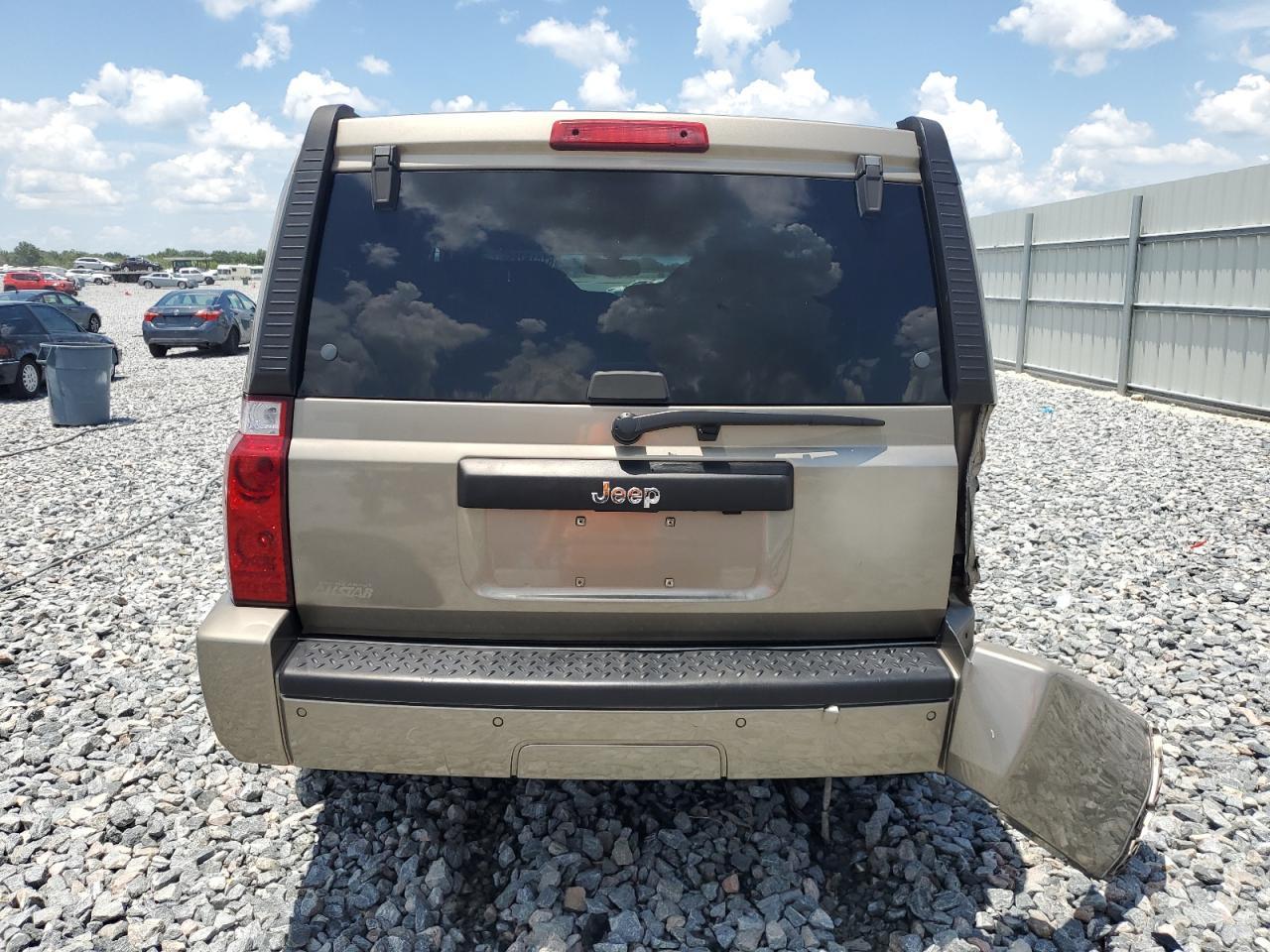 2006 Jeep Commander - Image 6