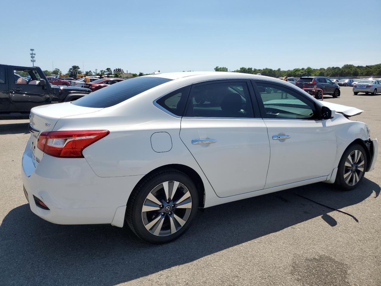 2019 Nissan Sentra S - Фото 3
