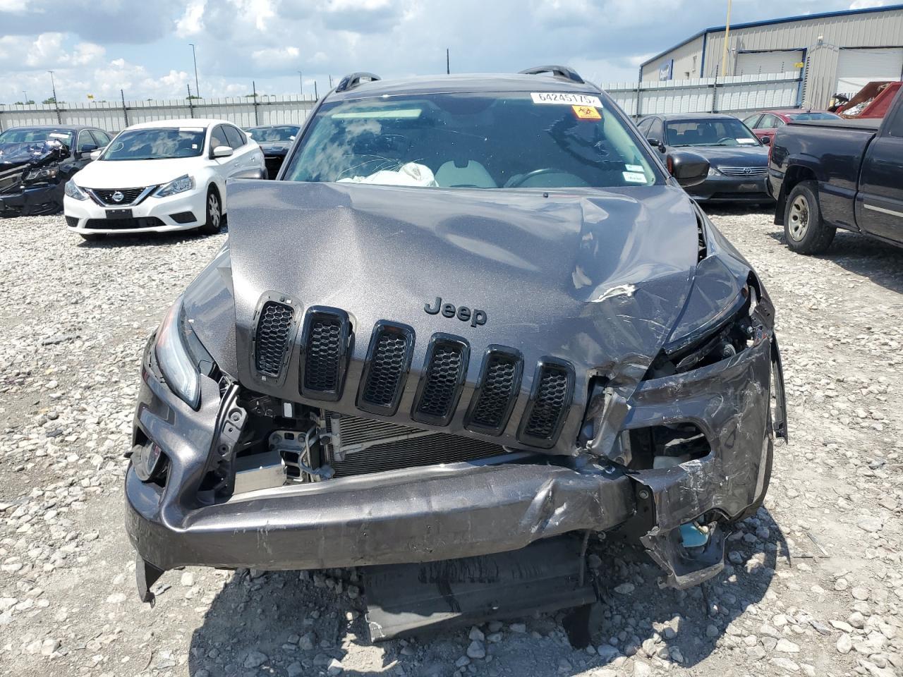 2018 Jeep Cherokee Latitude - Фото 5