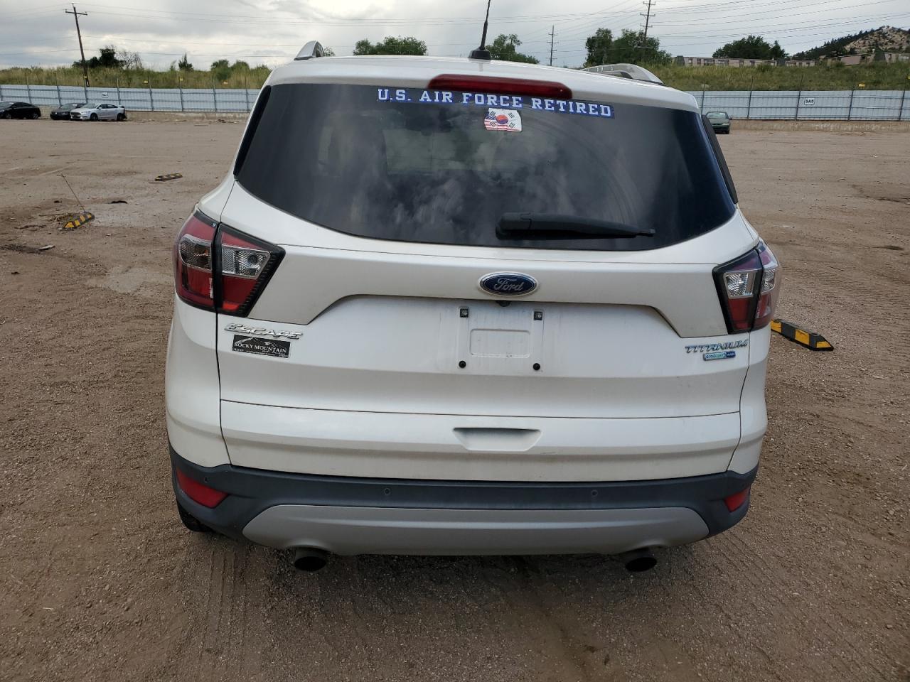 2017 Ford Escape Titanium - Фото 6