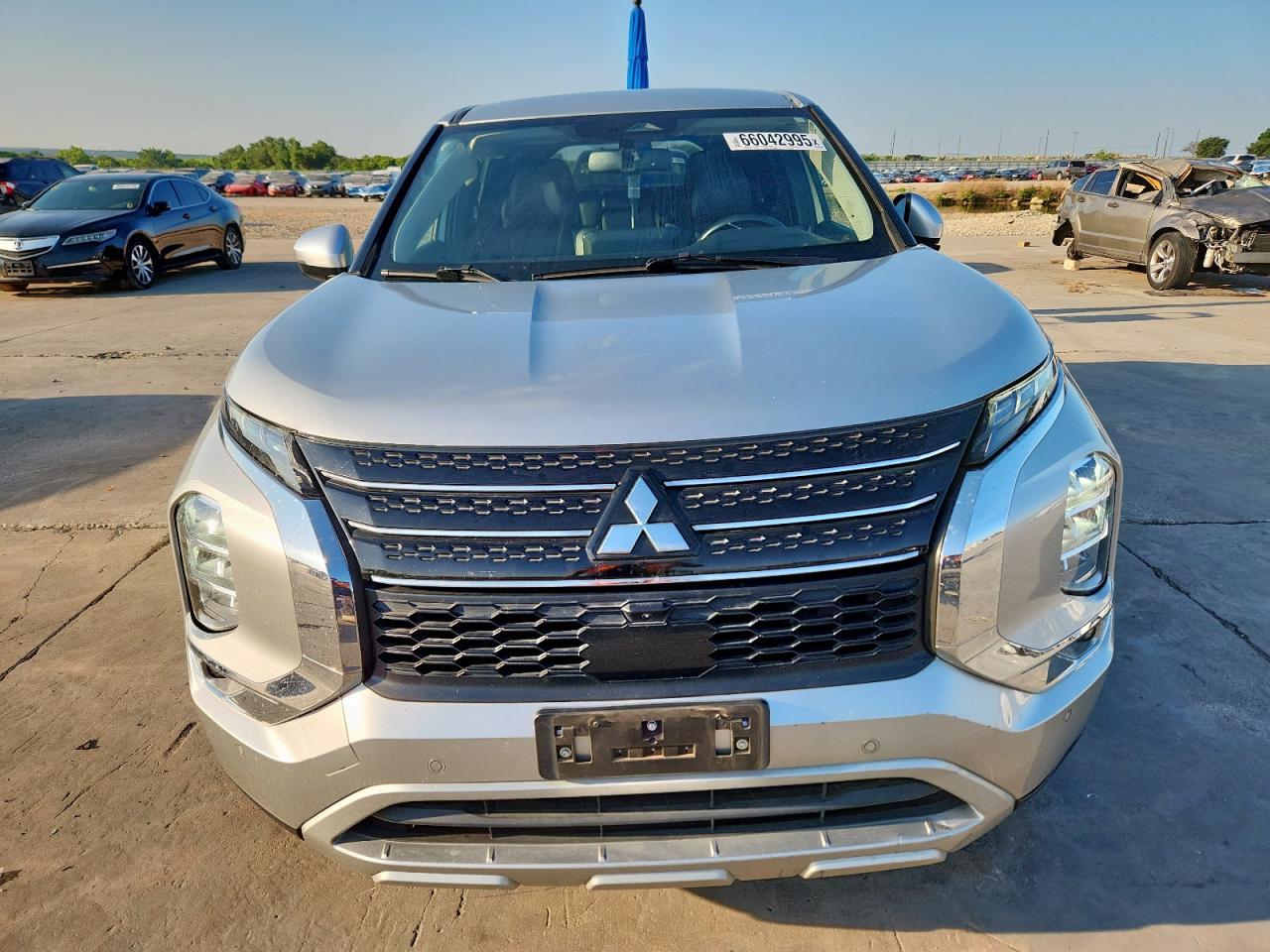2022 Mitsubishi Outlander Se - Фото 5