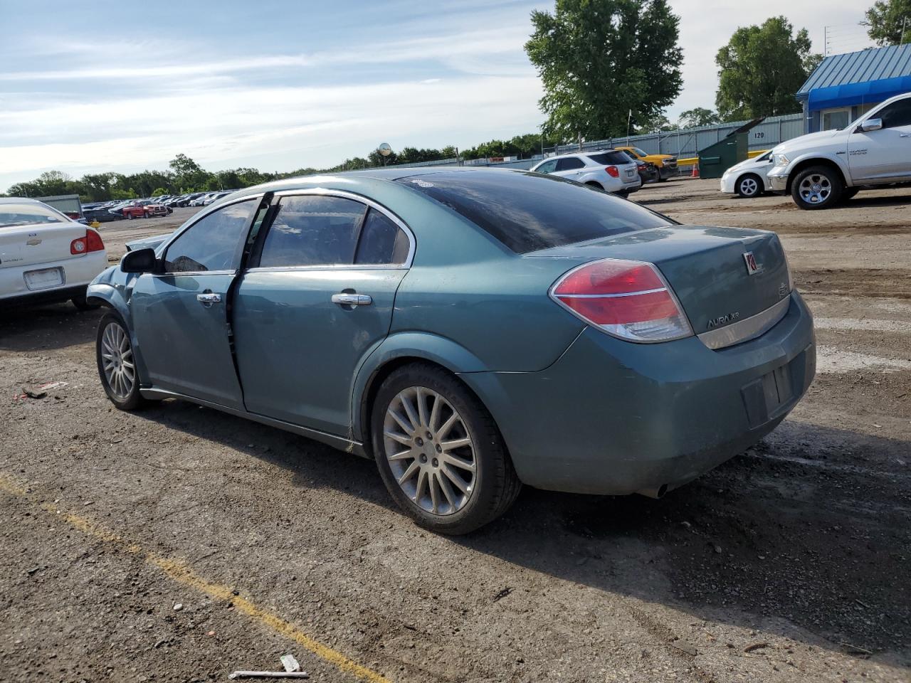 2009 Saturn Aura Xr - Image 2