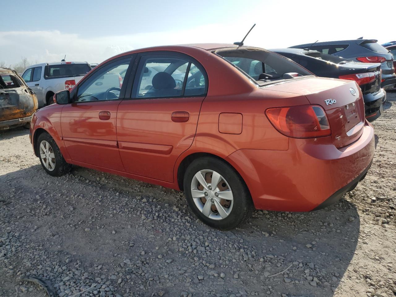 2011 Kia Rio Base - Фото 2