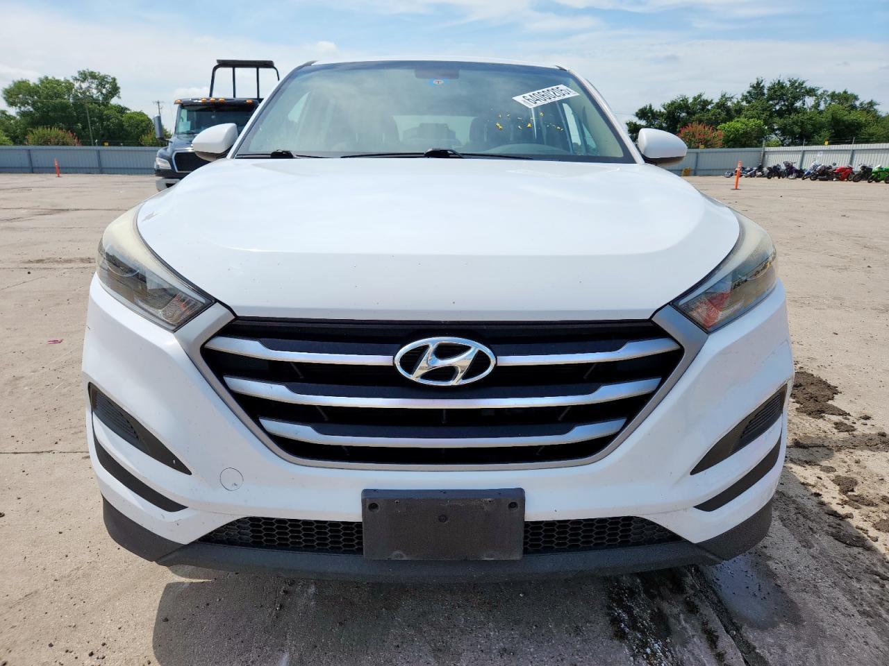 2017 Hyundai Tucson Se - Фото 5