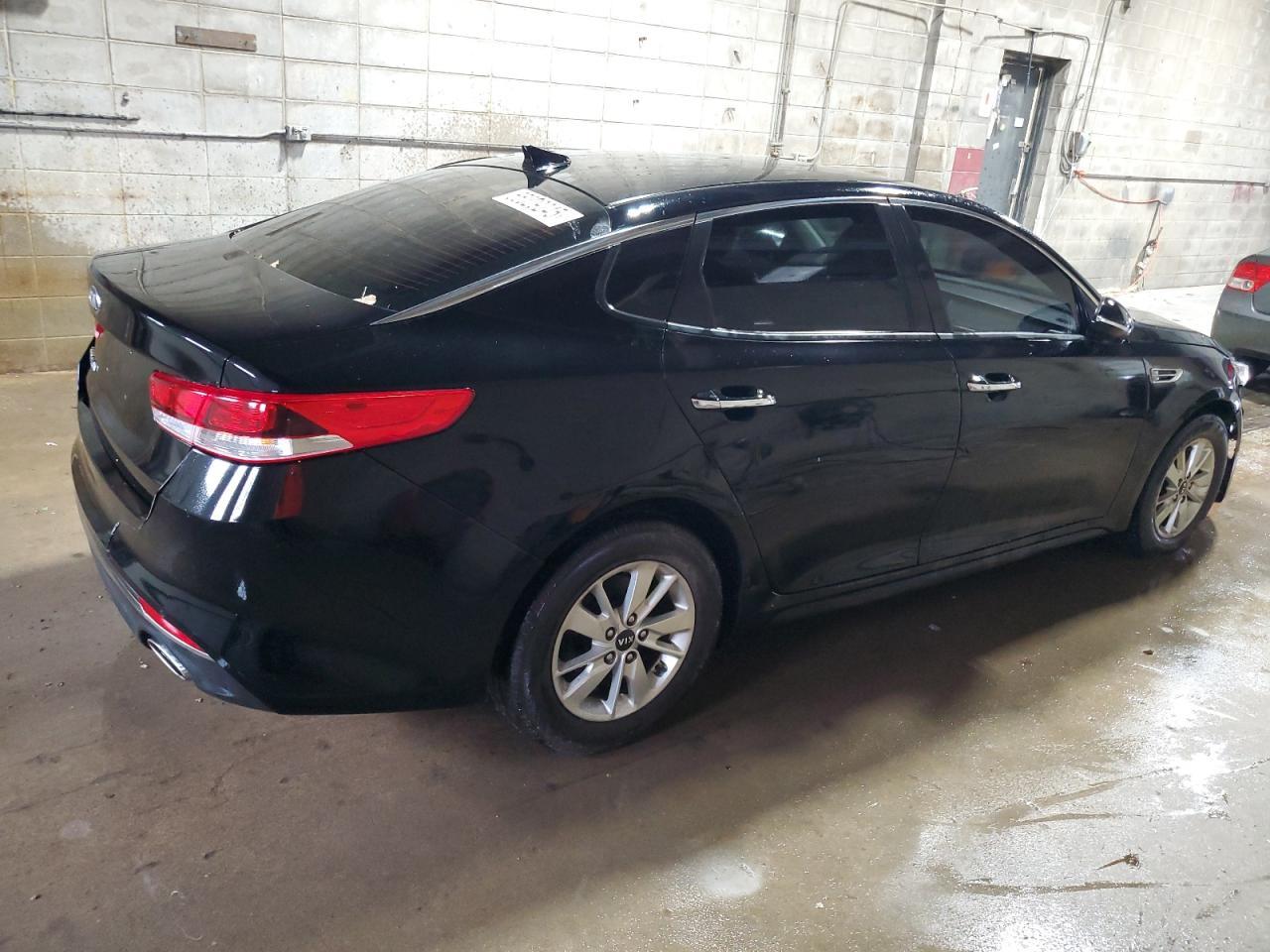 2017 Kia Optima Lx - Фото 3