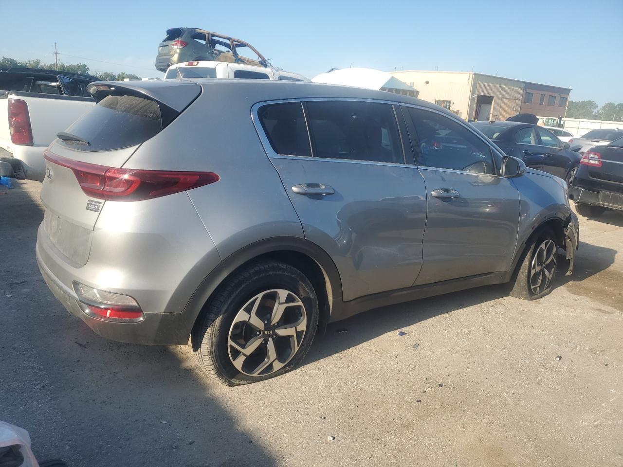 2022 Kia Sportage Lx - Фото 3