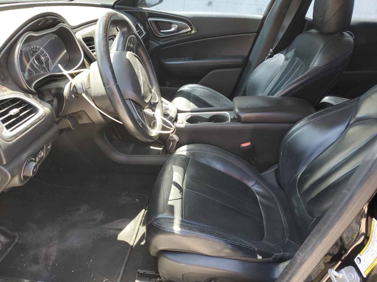 2015 Chrysler 200 C - Image 7