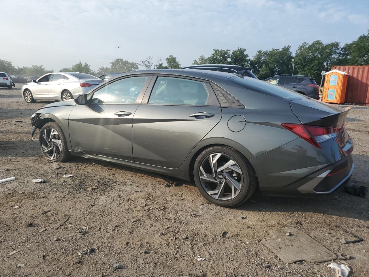 2025 Hyundai Elantra Sel Sport - Фото 2