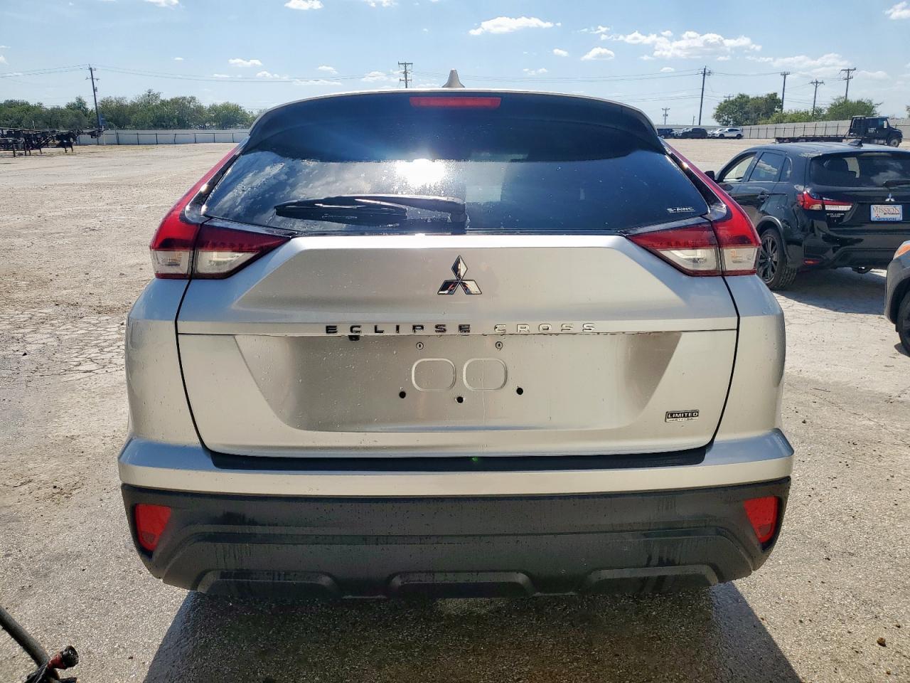 2025 Mitsubishi Eclipse Cross Le - Image 6